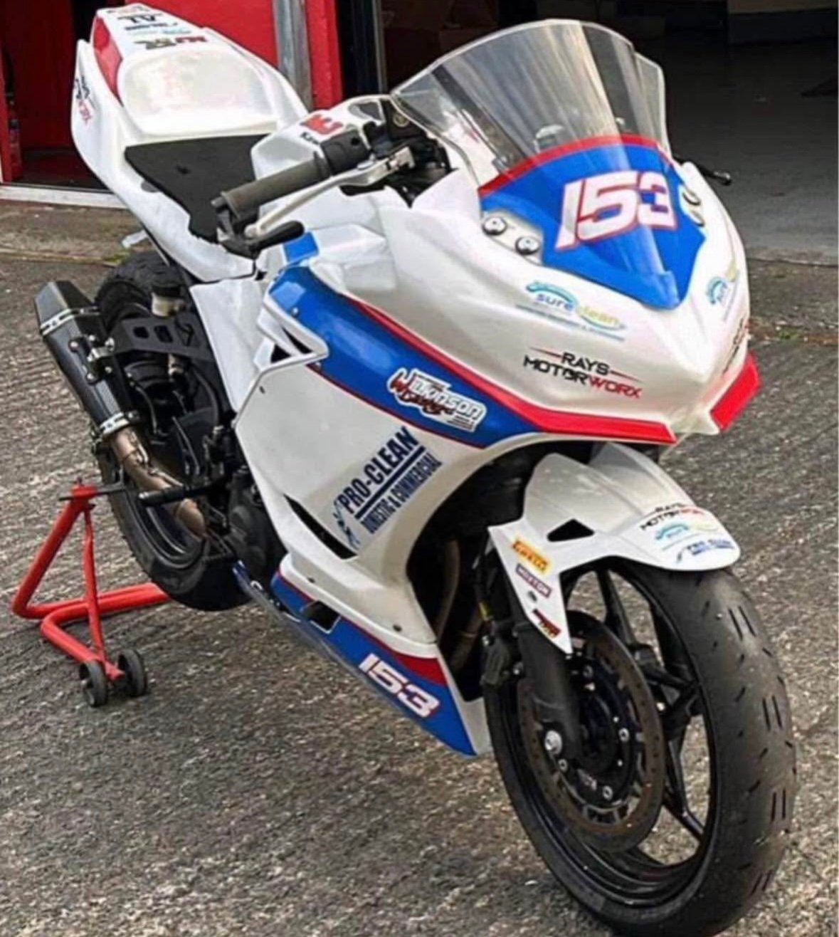 Ninja 400