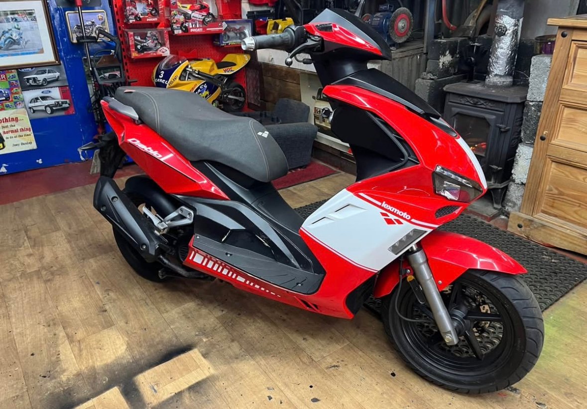 Lexmoto Diablo 50cc scooter