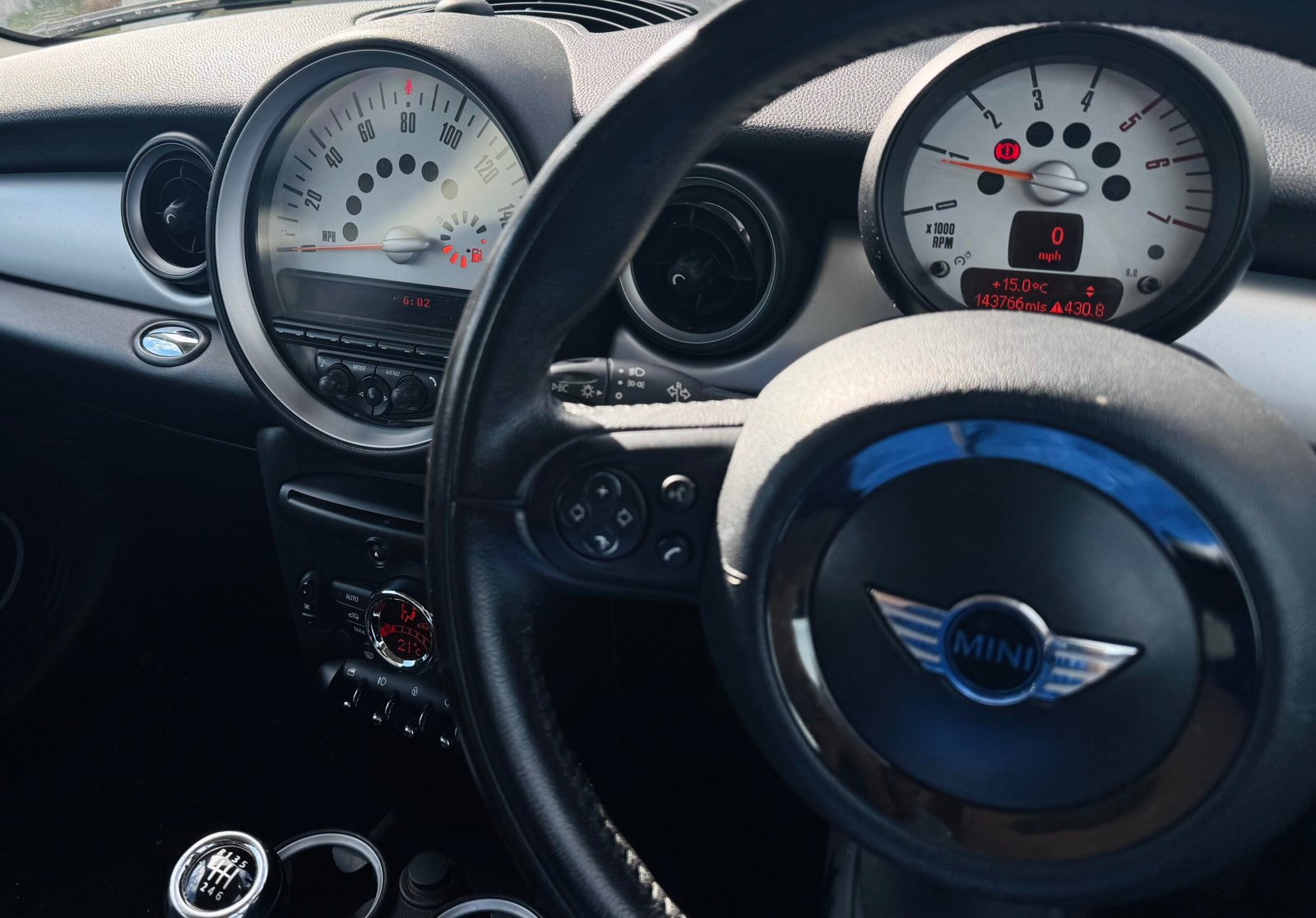 Mini cooper one 2010