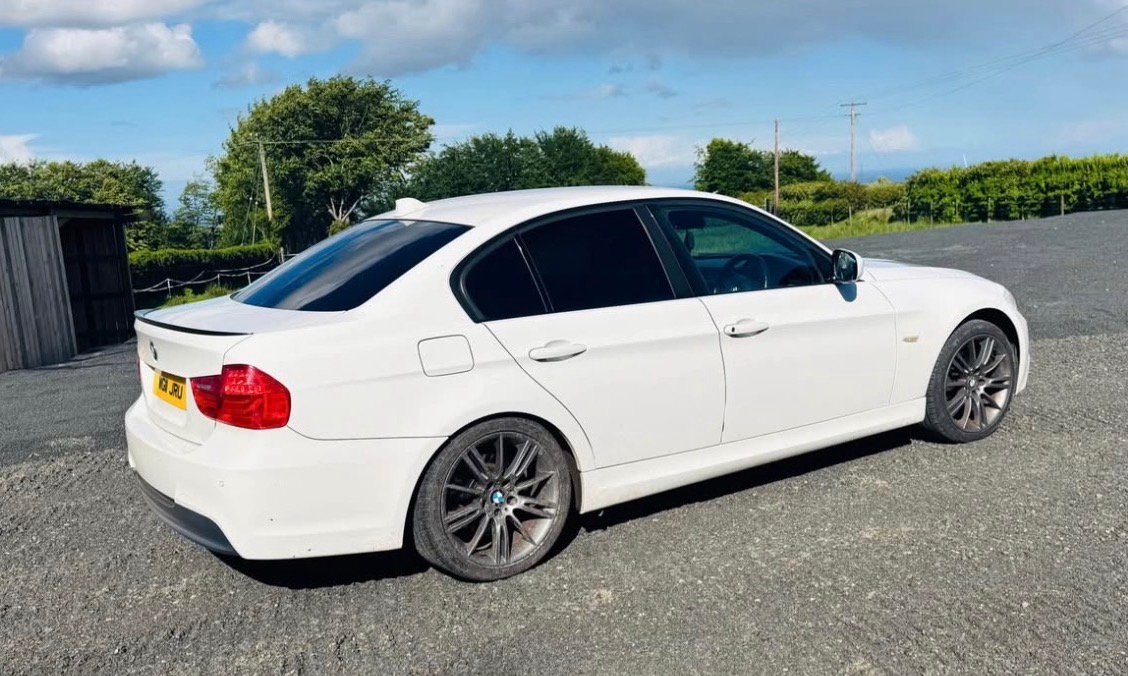 BMW 3 series 2011