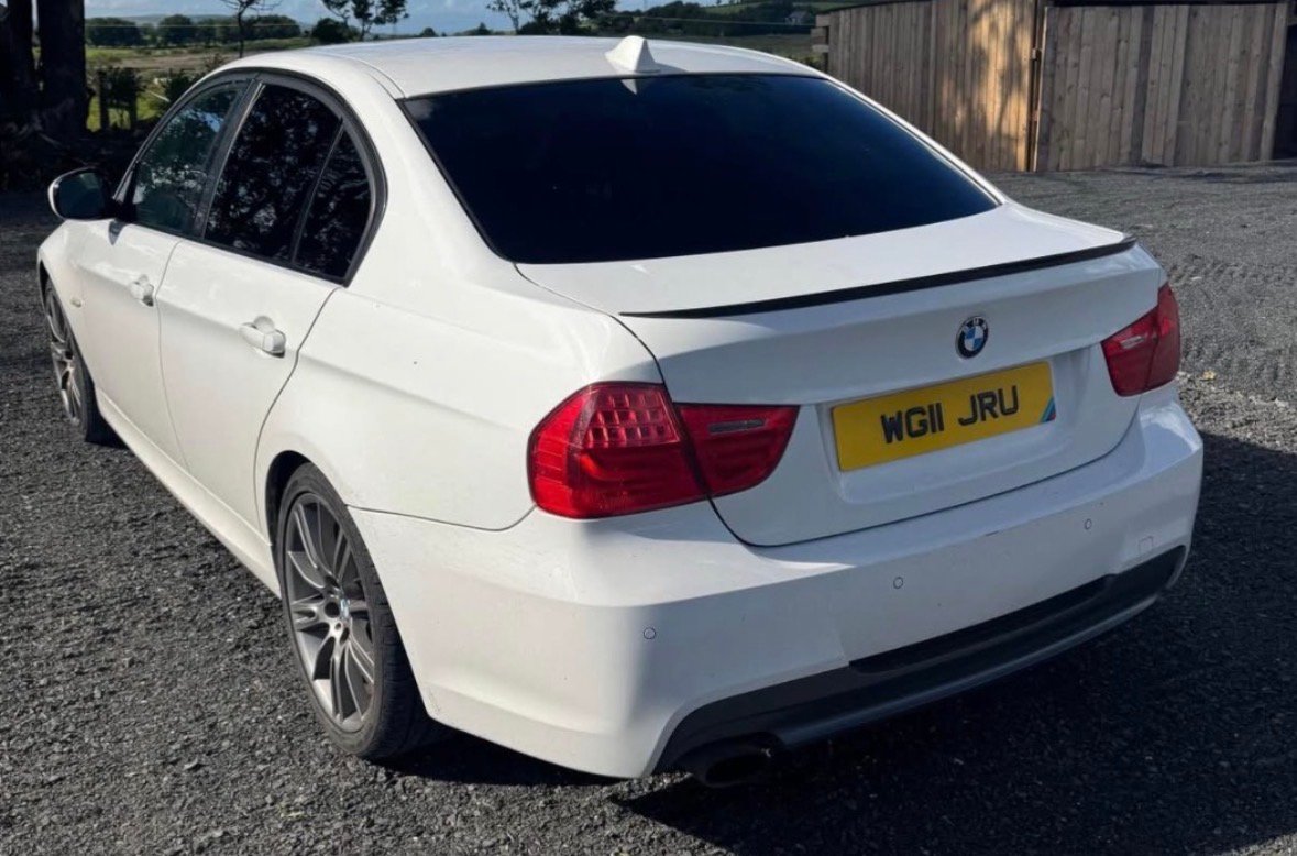 BMW 3 series 2011
